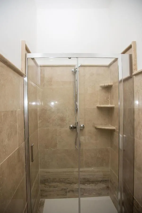 Apartament Casa Vacanza Colosseo 2 Rzym